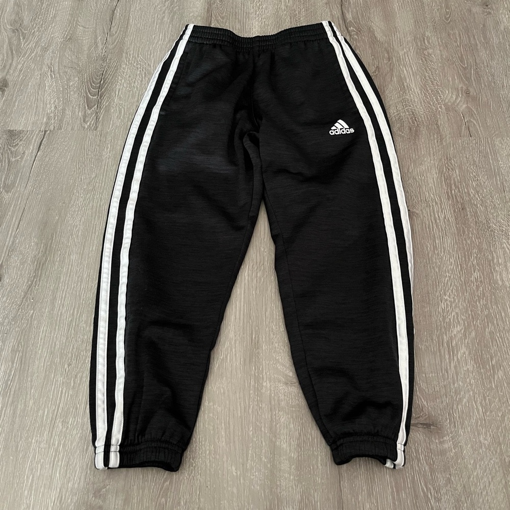 Adidas boys size 6 track pants black
